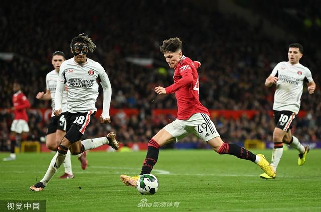 长时间屹立 长时间屹立